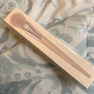 Fenty Beauty Sculpting Bronzer Brush